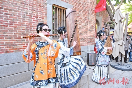 来福州过福年　文旅盛宴享不停  2025年福州新春文化旅游月启动，将持续至2月17日
