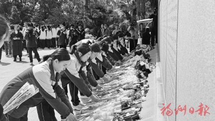 2025百园千校清明祭英烈活动举行