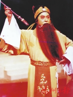 “闽剧第一梅”陈乃春：艺海无涯勤可渡