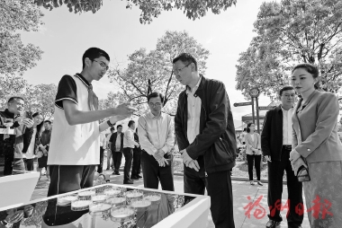 ���Һͣ�������Ҫ���ʿ�ѧ�߷�