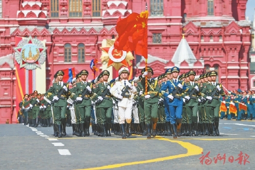 俄罗斯举行盛大阅兵式