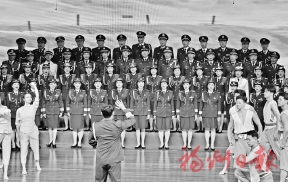 �������ɡ�������Ӣ��