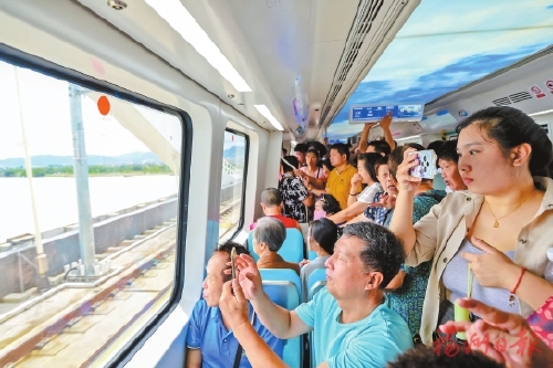 ���죬�������߿�ͨ����