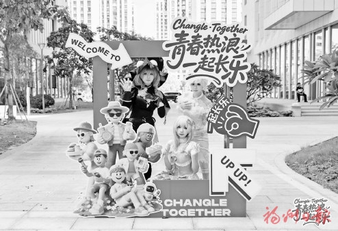 �������������������׽����������ռ��껪�ٰ�