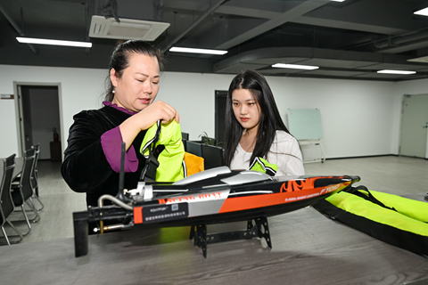 鼓楼:“数智方舟”逐浪深蓝 鼓楼:“数智方舟”逐浪深蓝