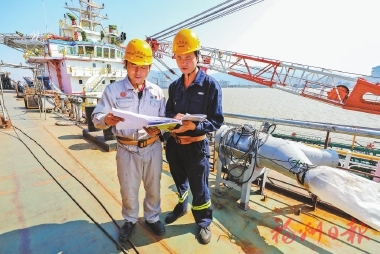 ��β����ͼǿ����дǧ�ꡰ������