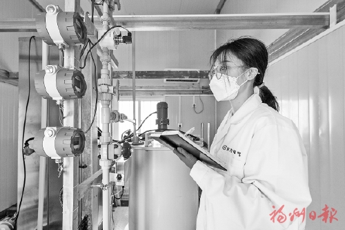 ���ݸ���������ǿ���ģ�