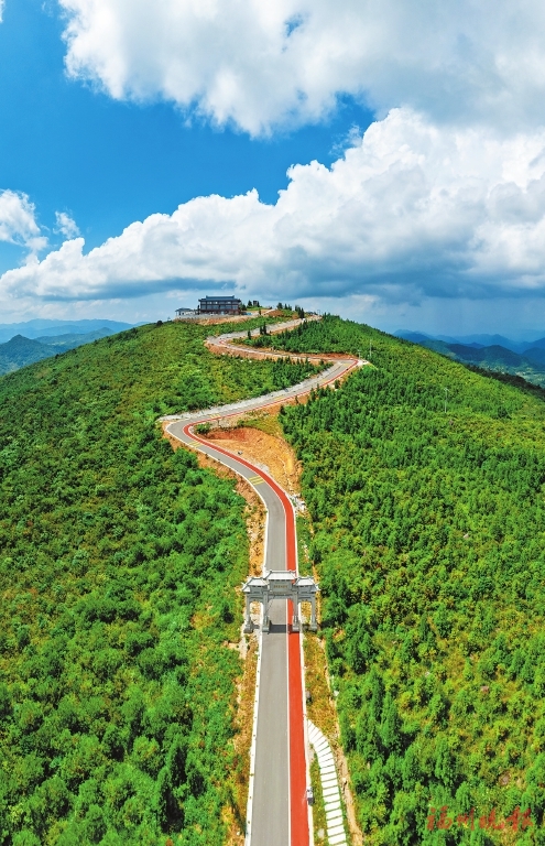 闽侯雪峰山城邀您“趣”村游