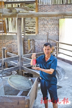 张宗明：坚持古法榨油40年