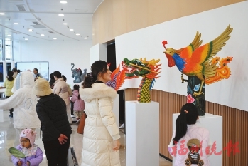 晋安湖畔升起“文化双子星”