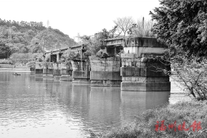 ��ѧ���޸���ɽ��