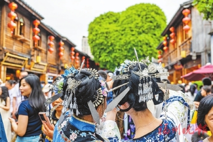 �����ݡ���ͷ������