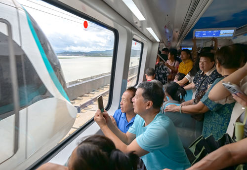 �������߽���14ʱ��ͨ