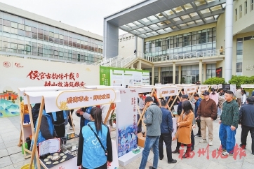 ũ�ִ�ѧ����Ļ��ھ���