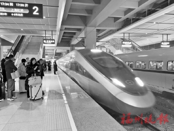 �������麣�״�ʵ�ָ���ֱ��