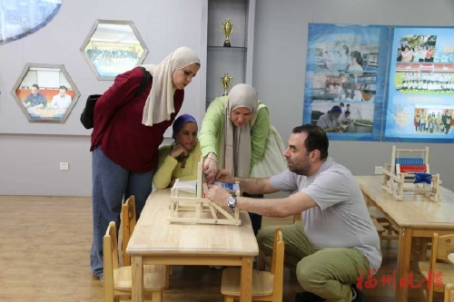 ������һ��һ·�����ҡ���װҵ��Ӣ�ڸ��ݸ��ܡ�����������